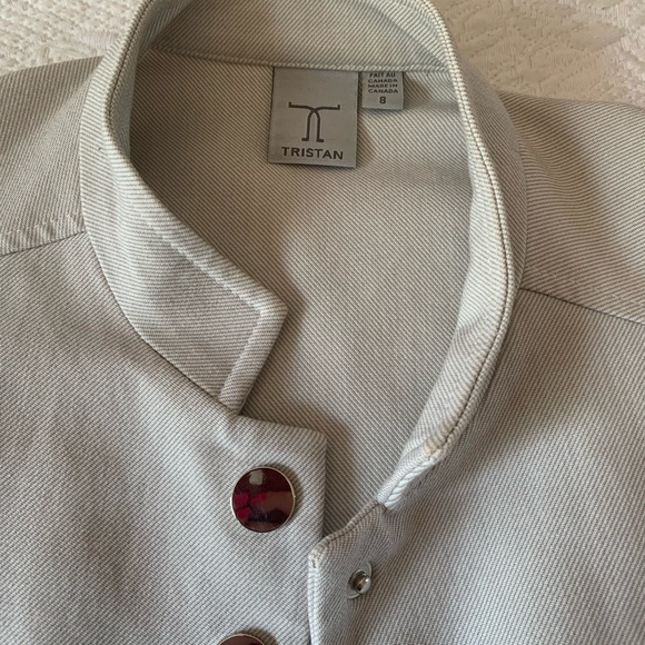 Adorable Tristan buttoned blazer (made in Canada) - Picture 2 of 4